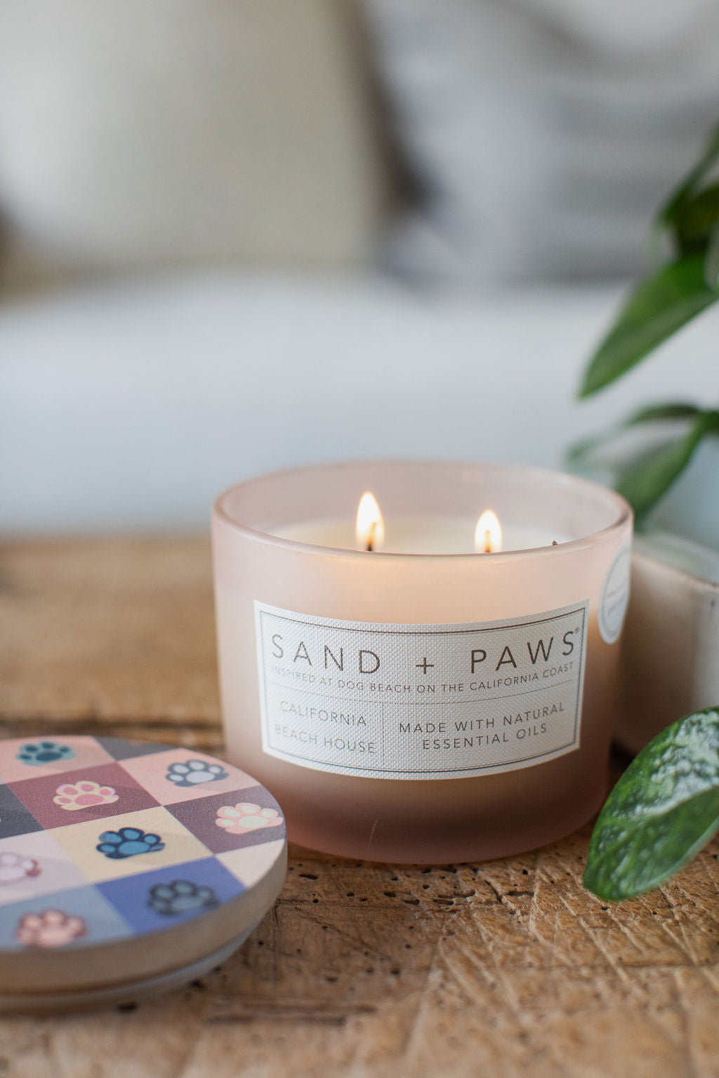 Cozy Sand + Paws California Beach House 12 oz scented candle