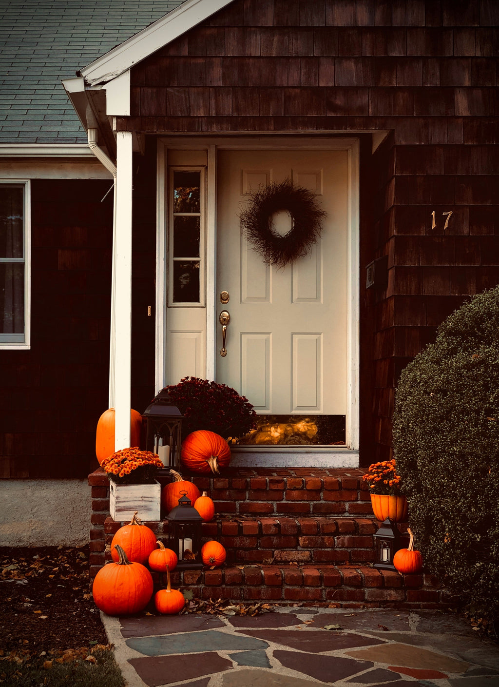 Gentle Harvest Wreath 20 oz Liquid Hand Soap